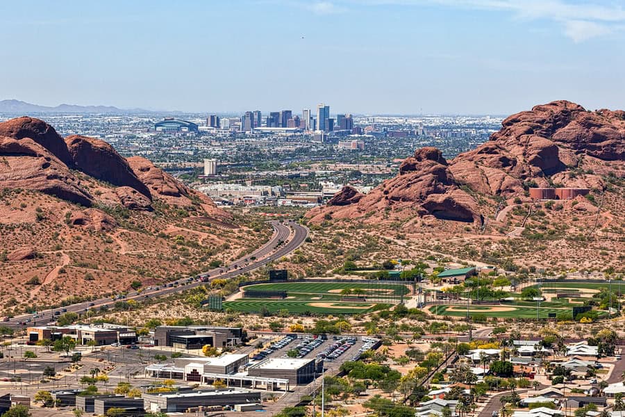 This image shows the beautiful community of Phoenix Arizona